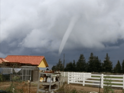 California tornado (Screenshot / YouTube / oxfire15)