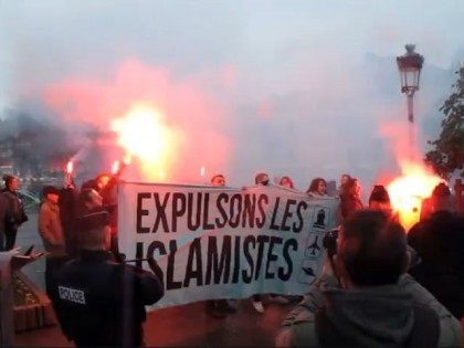 anti-islamist demonstrators france