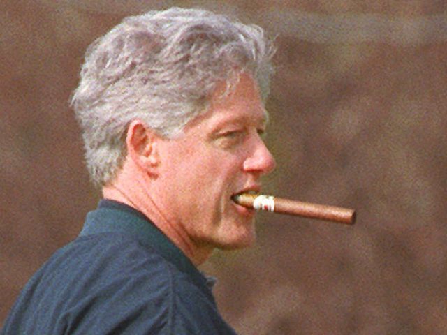 Bill-Clinton-cigar
