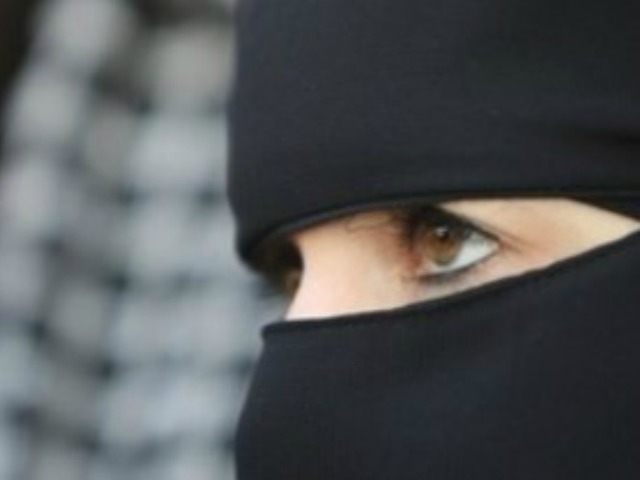 saudi-woman-AP