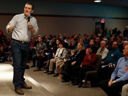 Republican presidential candidate, Sen. Ted Cruz, R-Texas holds a town hall at Praise Comm