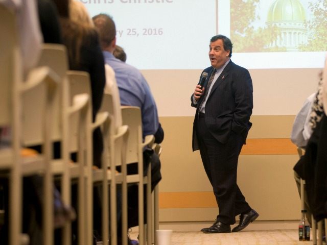 Republican presidential candidate, New Jersey Gov. Chris Christie speaks with Fidelity Investments employees, Monday, Jan. 25, 2016, at their facility in Merrimack, N.H.