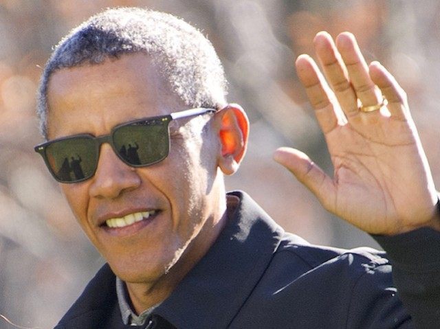 Obamas Return From Hawaii Vacation