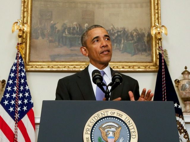 WASHINGTON, DC - JANUARY 17: (AFP OUT) U.S. President Barack Obama delivers a statement o