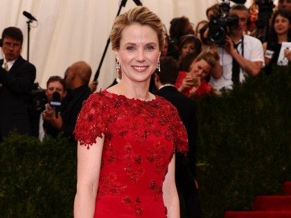 Marissa Mayer, president and CEO of Yahoo!, arrives at The Metropolitan Museum of Art&#039