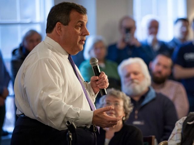 Republican presidential candidate New Jersey Governor Chris Christie speaks at the White R