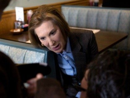 MANCHESTER, NH - FEBRUARY 9: Republican presidential candidate Carly Fiorina campaigns at Chez Vachon on February 9, 2016 in Manchester, New Hampshire. Candidates are in a final campaign push for votes on the "First in the Nation" presidential primary day. (Photo by Kayana Szymczak/Getty Images)