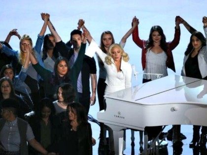 Gaga-Oscars MARIO ANZUONI Reuters
