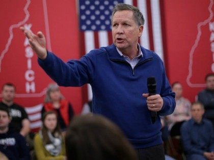 Republican presidential candidate and Ohio Gov. John Kasich holds a town hall meeting in t