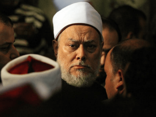 Egyptian Mufti Ali Gomaa attends the funeral of Sheikh Emad Effat at Al-Azhar Mosque in Ca
