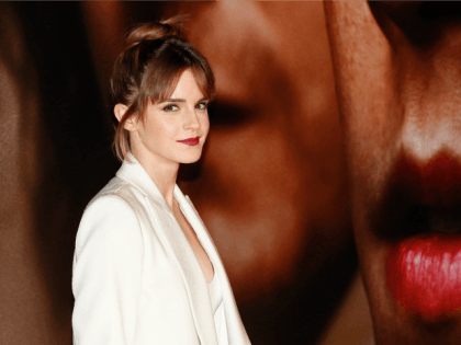 BERLIN, GERMANY - FEBRUARY 05: Emma Watson attends the 'Colonia Dignidad - Es gibt kein zurueck' Berlin Premiere on February 05, 2016 in Berlin, Germany. (Photo by Isa Foltin/WireImage)