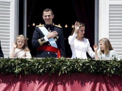 Spain's new King Felipe VI (3rd L), his wife Queen …