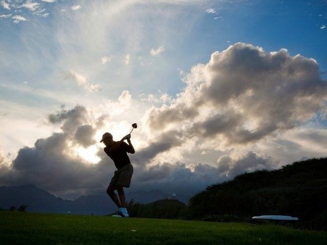 obama-golf-clouds-wh-photo