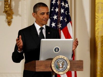 REUTERS/Larry Downing