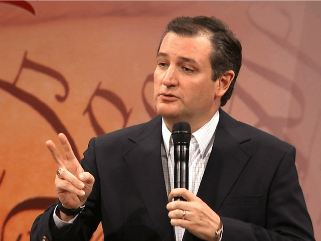 Republican presidential candidate Sen. Ted Cruz, R-Texas, addresses the audience during a
