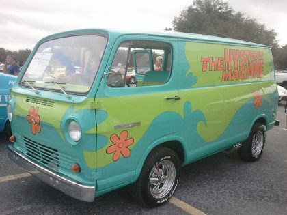 Scooby Doo Mystery Machine (amateur photography by... / Flickr / CC)