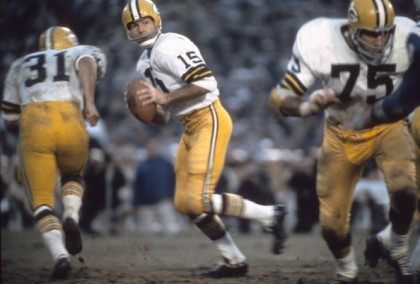 MIA MI, FL - January 14: Bart Starr #15 of the Green Bay Packers drops back to pass agains