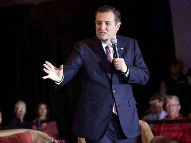 MADISON, WI - MARCH 30: Republican Presidential candidate Senator Ted Cruz (R-TX) speaks t