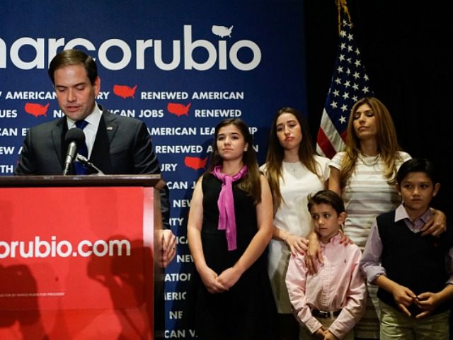 Republican presidential candidate U.S. Senator Marco Rubio (R-FL), flanked by his family,