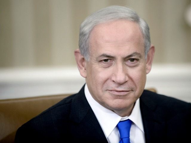 WASHINGTON, DC - NOVEMBER 9: (AFP OUT) Israeli Prime Minister Benjamin Netanyahu meets wi