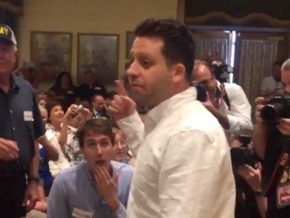 marco-rubio-protester