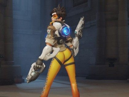 tracer-victory-pose