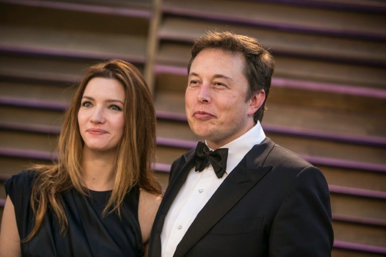 Internet tycoon Elon Musk and actress Talulah Riley divorce - Breitbart