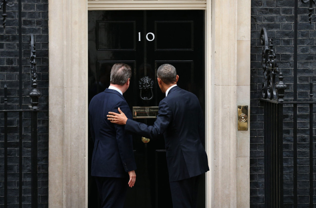 LONDON, ENGLAND - APRIL 22: President Barack Obama arrives at Downing Street to meet with British Prime Minister David Cameron on April 22, 2016 in London, England.