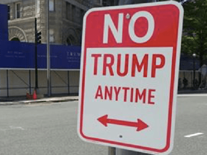 No Trump Sign (PaduRoy / Twitter)