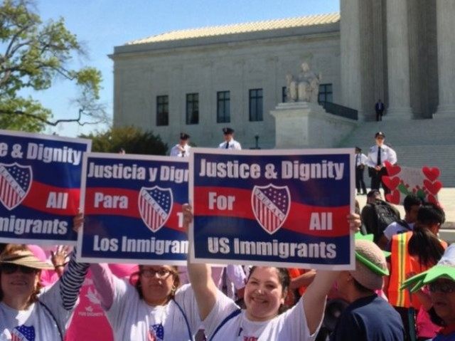Photo tweeted by @LULAC on April 18, 2016 at US Supreme Ct