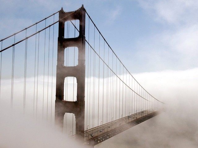 San Francisco Golden Gate Bridge fog (Justin Sullivan / Getty)