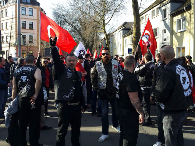 Turkish Fascists March Openly In Germany, Clash With Kurds