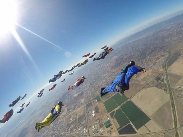 Skydiving at Perris (Mentos Barrientos / Facebook)