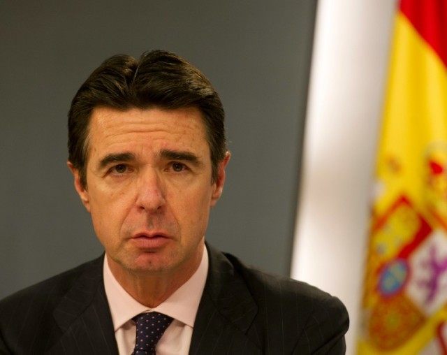 Spain's interior minister Jose Manuel Soria said he had resigned over a "succession of mis