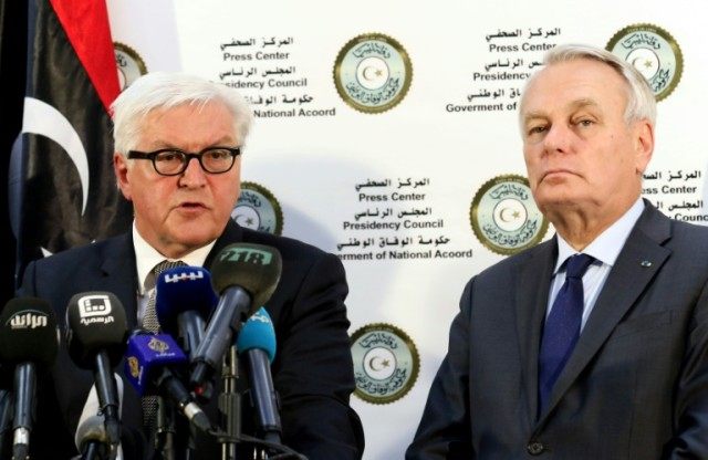German Foreign Minister Frank-Walter Steinmeier (L) and his French counterpart Jean-Marc A