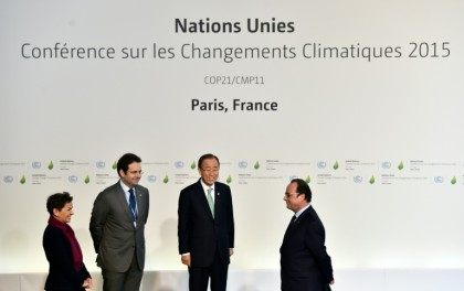 Dignitaries including French President Francois Hollande and United Nations Saecretary General Ban Ki Moon arrive to the COP 21, UN conference on climate change on November 30, 2015