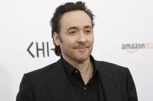 John Cusack, Samuel L. Jackson battle a different kind of zombie in 'Cell' trailer