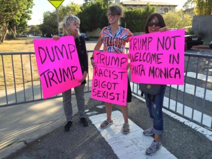 Anti-Donald Trump protest in Santa Monica (Joel Pollak / Breitbart News)