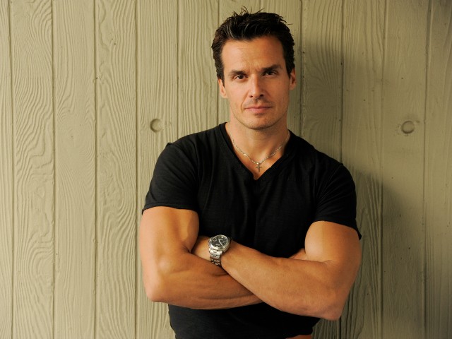 antonio sabÃ to jr. net worth