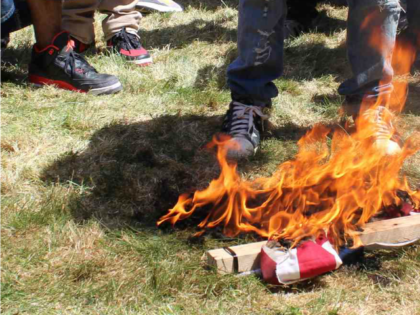 anti-Trump protest in Burlingame, California May 1, 2016