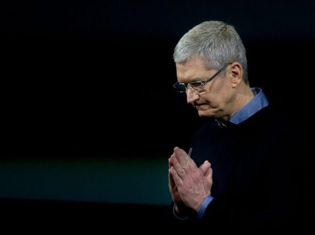 Apple CEO Tim Cook has announced plans to build an app design facility in the southern Indian city of Bangalore