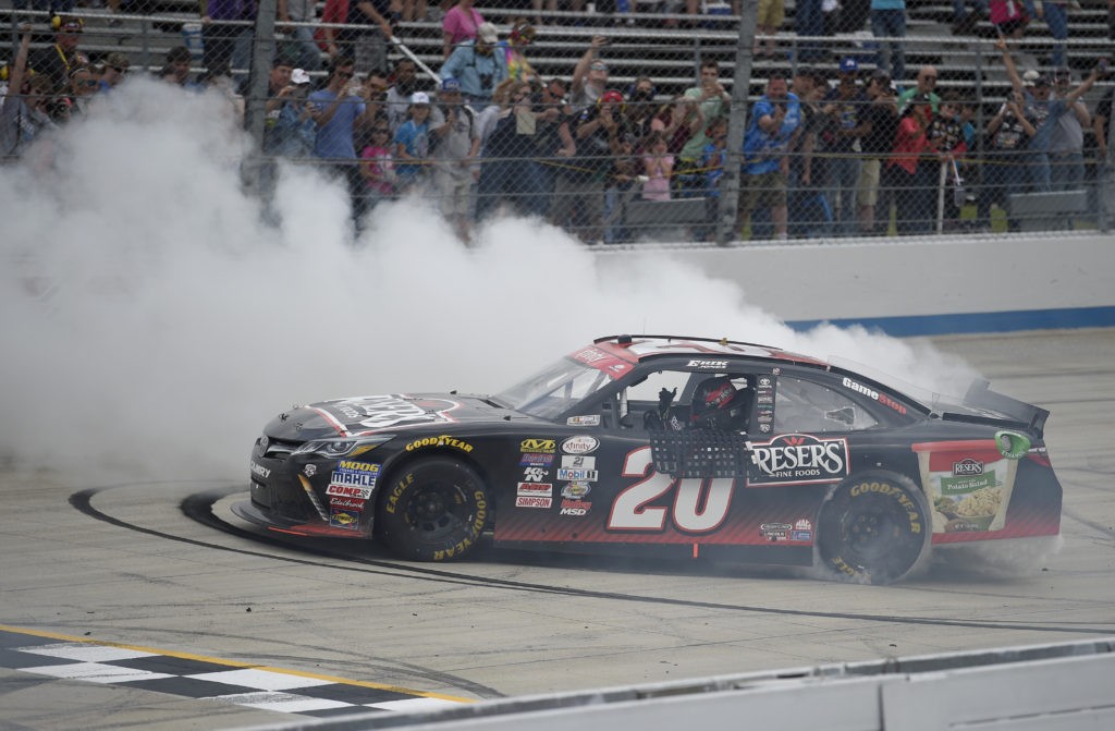 Erik Jones wins Xfinity race at Dover for $100,000 bonus - Breitbart