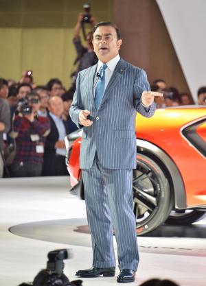 Nissan buys 34 percent of beleaguered Mitsubishi