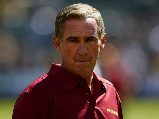 Head Coach Mike Shanahan of the Washington Redskins on September 29, 2013 in Oakland, Cal