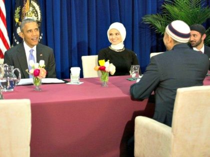 Obama with Muslims APPablo Martinez Monsivais