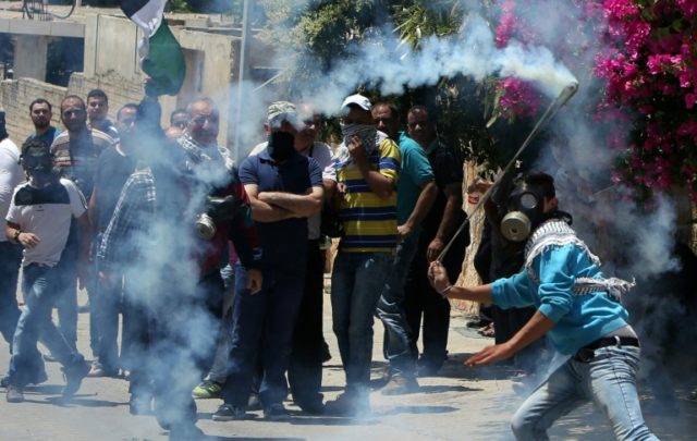 Palestinians clashed with Israeli security forces in the occupied West Bank on May 27, 201