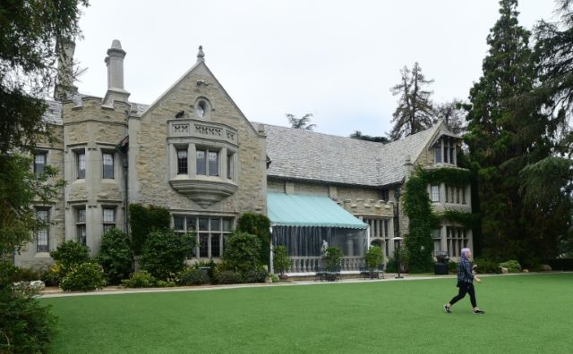 Despite the sale of the Playboy Mansion to billionaire Twinkies owner Daren Metropoulos, H
