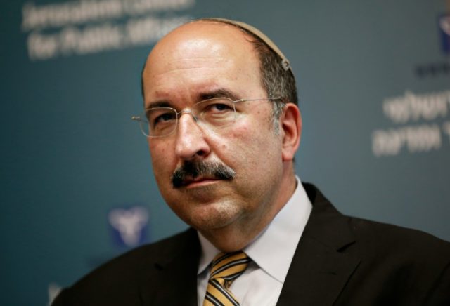 The head of Israel's foreign ministry, Dore Gold, said that France's bid to revive Israel-