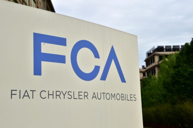 Fiat Chrysler Automobiles US said that it will stop using Takata's non-dessicated ammonium