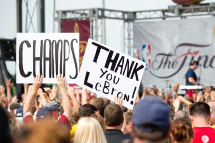 Fans greet the Cleveland Cavaliers players on June 20, 2016 in Cleveland, Ohio